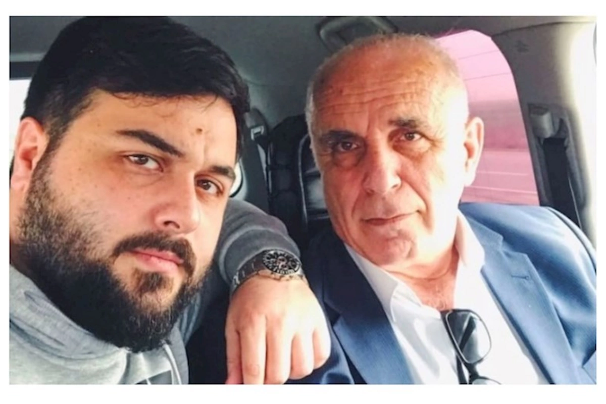 Atam məni qucaqladı və dedi ki, aktyorlar ölmür