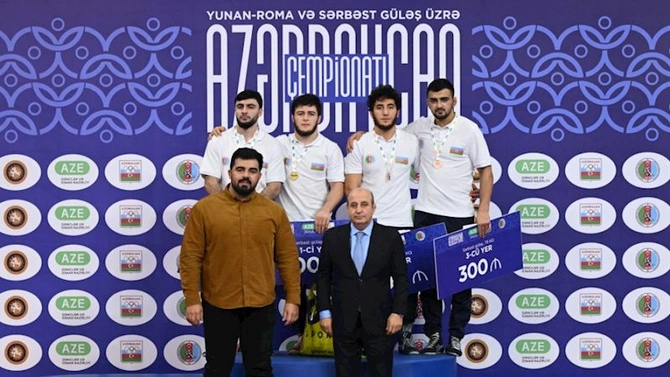 Güləş üzrə Azərbaycan çempionatına yekun vuruldu — FOTOLAR Güləş üzrə Azərbaycan çempionatına yekun vuruldu — FOTOLAR