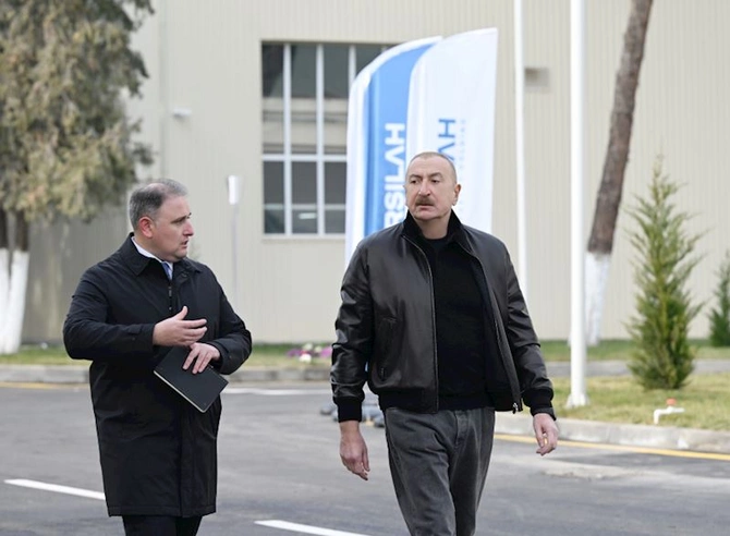 İlham Əliyev Tərtər elektromexanika zavodunun yenidənqurmadan sonra açılışında iştirak etdi — FOTOLAR (YENİLƏNİB) İlham Əliyev Tərtər elektromexanika zavodunun yenidənqurmadan sonra açılışında iştirak etdi — FOTOLAR (YENİLƏNİB)