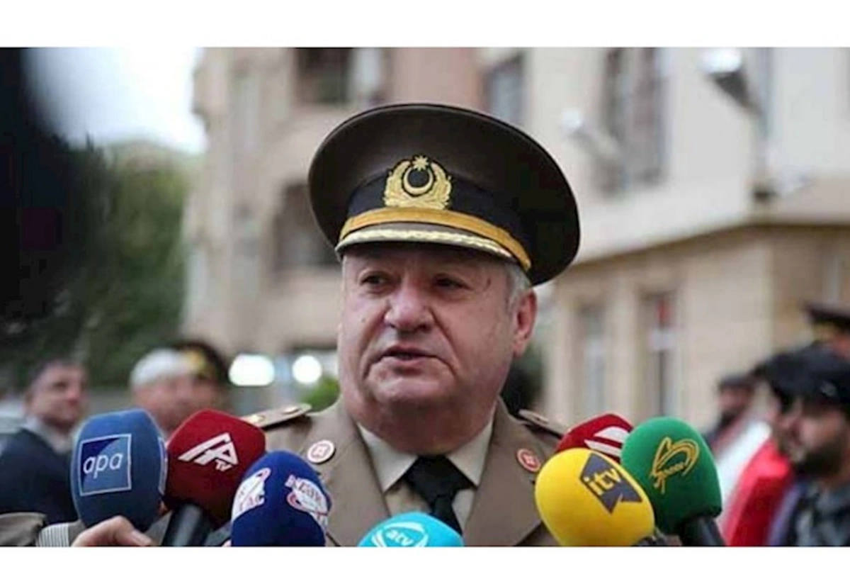Nazir generalı təqaüdə göndərdi