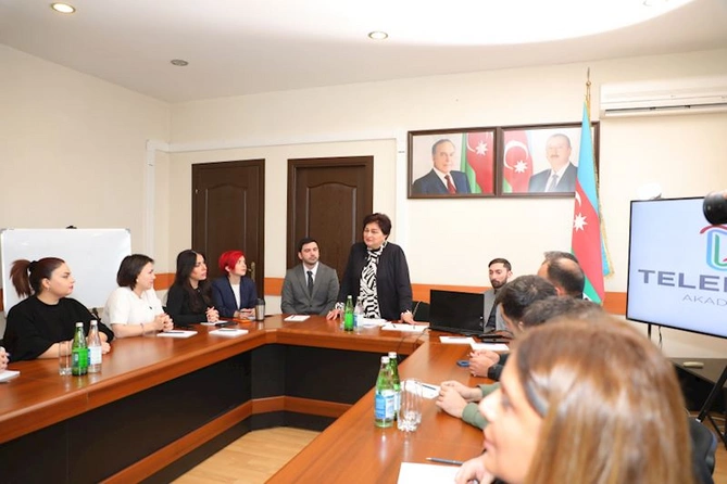 Teleradio Akademiyasında “Mediada Azərbaycan dili” mövzusunda təlimlərin növbəti mərhələsi təşkil olunub — FOTOLAR