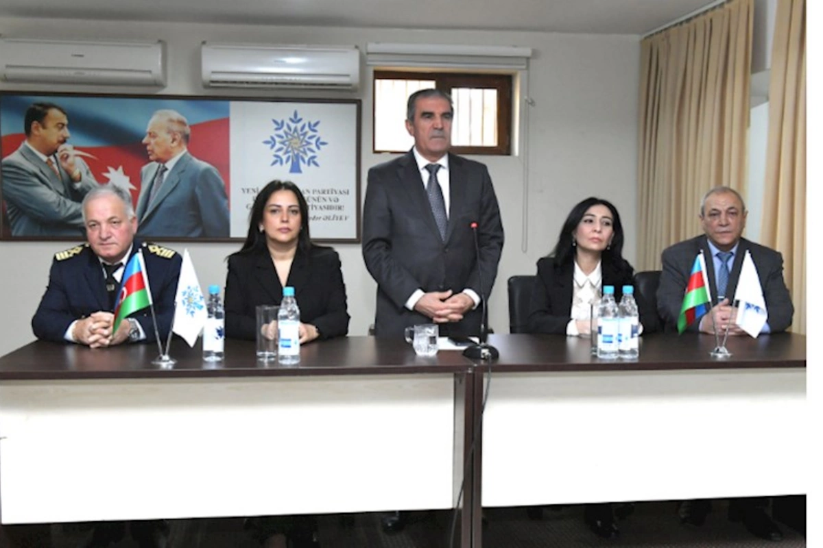 YAP Səbail rayon təşkilatının təşəbbüsü ilə 20 Yanvar Ümumxalq Hüzn Gününə həsr olunmuş tədbir keçirilib — FOTOLAR