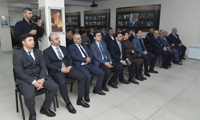 YAP Səbail rayon təşkilatının təşəbbüsü ilə 20 Yanvar Ümumxalq Hüzn Gününə həsr olunmuş tədbir keçirilib — FOTOLAR