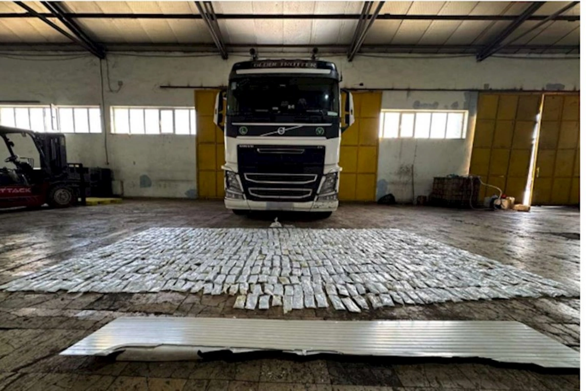 Naxçıvan gömrüyündə 39 kiloqramdan artıq heroin aşkarlandı — FOTOLAR
