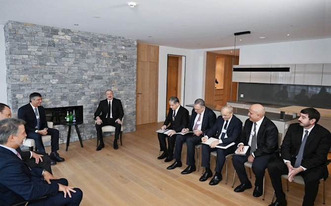 Prezident İlham Əliyev Davosda Braziliyanın BTG Pactual şirkətinin sədri ilə görüşüb — FOTOLAR