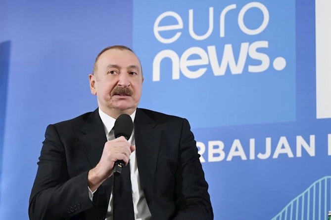 Prezident Euronewsa müsahibə verdi — FOTOLAR (YENİLƏNİB) Prezident Euronewsa müsahibə verdi — FOTOLAR (YENİLƏNİB)