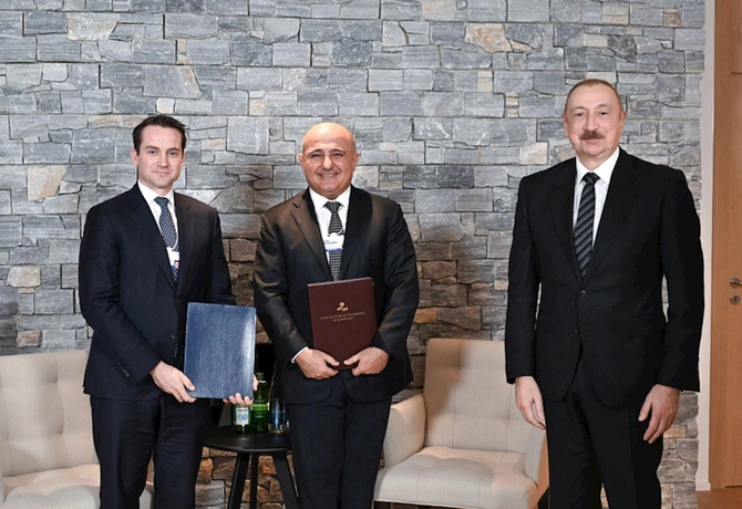 Prezident Davosda “Brookfield Asset Management” şirkətinin prezidenti ilə görüşüb — FOTOLAR