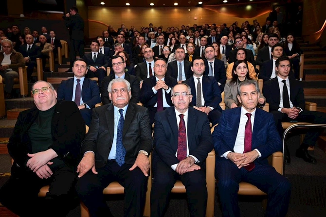Azərbaycan Mədəniyyəti-2040 Konsepsiyasının təqdimatı olub — FOTOLAR Azərbaycan Mədəniyyəti-2040 Konsepsiyasının təqdimatı olub — FOTOLAR