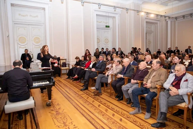 Azərbaycanda muzey sahəsində yenilikçi layihə - bp və tərəfdaşlarının dəstəyi ilə — FOTOLAR Azərbaycanda muzey sahəsində yenilikçi layihə - bp və tərəfdaşlarının dəstəyi ilə — FOTOLAR