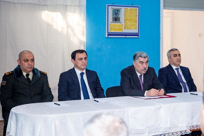 İcra başçısı bu il ilk səyyar qəbul keçirdi — FOTOLAR