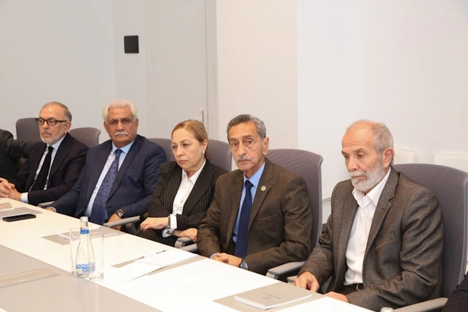 Dövlət teatrlarında idarəetmə mexanizmləri təkmilləşdirilib — FOTOLAR