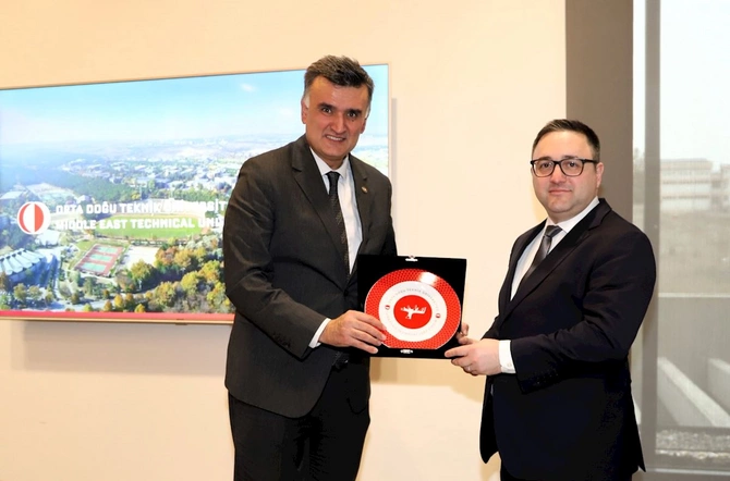 Hidayət Əzimov Türkiyədə əməkdaşlıq məsələlərini müzakirə etdi — FOTOLAR
