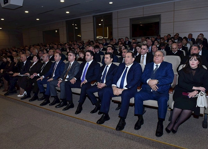 Sumqayıtda ötən ilin yekunları ilə bağlı hesabat yığıncağı keçirildi — FOTOLAR Sumqayıtda ötən ilin yekunları ilə bağlı hesabat yığıncağı keçirildi — FOTOLAR