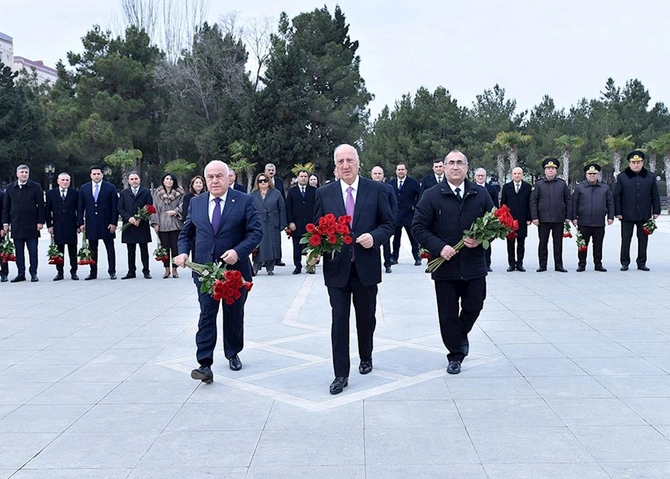 Sumqayıtda ötən ilin yekunları ilə bağlı hesabat yığıncağı keçirildi — FOTOLAR Sumqayıtda ötən ilin yekunları ilə bağlı hesabat yığıncağı keçirildi — FOTOLAR