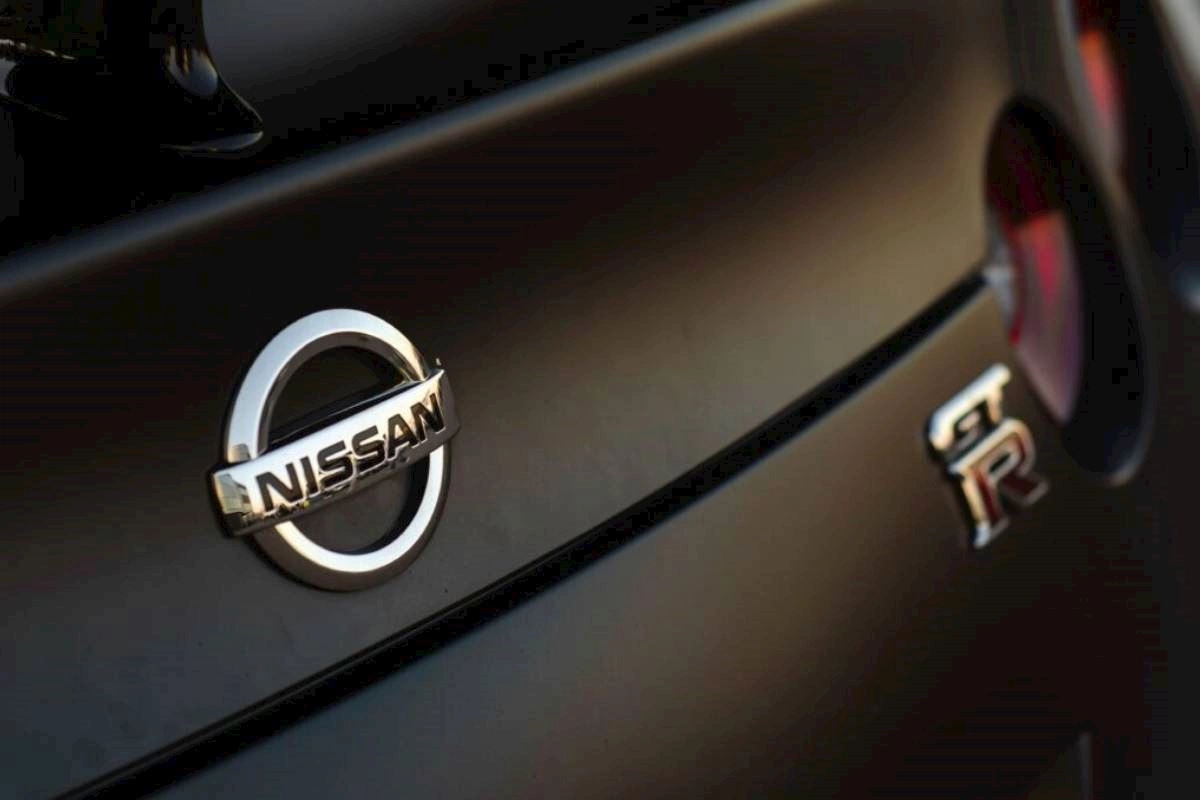 Nissan 11 modelinin istehsalını dayandırır