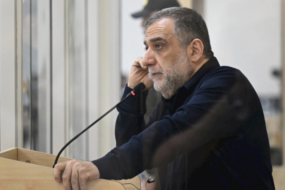 Vardanyanın cinayət işi üzrə məhkəmə yekun qərarla bağlı müşavirəyə getdi