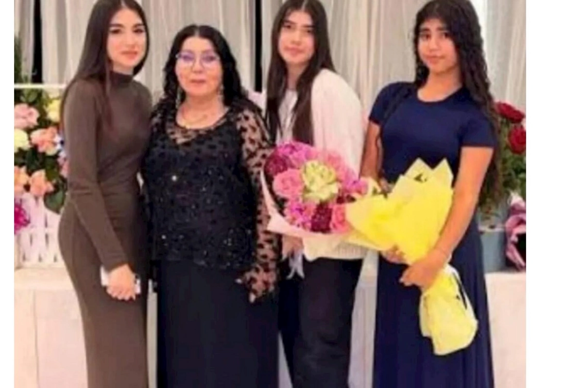 Tək yaşayıram, nəvələrimi görməyəndə darıxıram