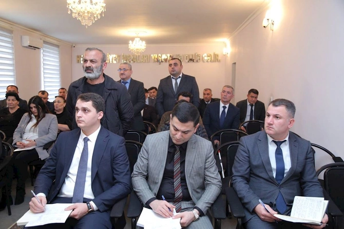 Sevindik Hətəmov növbəti vətəndaş qəbulu keçirdi — FOTOLAR