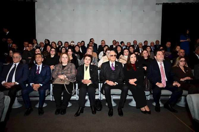 Mədəniyyət Nazirliyinin kollegiya iclası keçirilir — FOTOLAR Mədəniyyət Nazirliyinin kollegiya iclası keçirilir — FOTOLAR