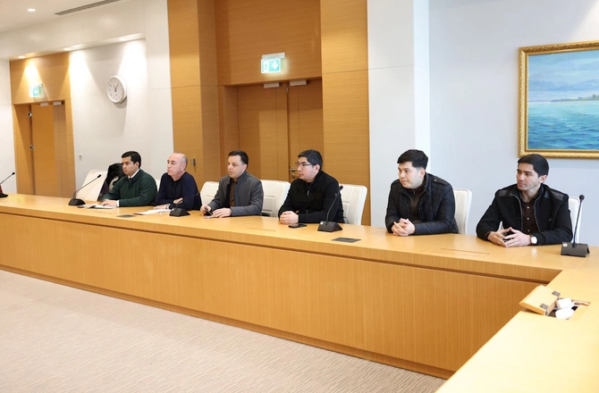 ADY sədri Türkmənbaşı Beynəlxalq Dəniz Limanında oldu — FOTOLAR ADY sədri Türkmənbaşı Beynəlxalq Dəniz Limanında oldu — FOTOLAR