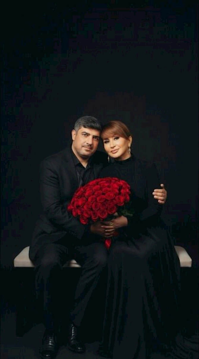 Elnarə Abdullayeva həyat yoldaşı ilə foto paylaşdı Elnarə Abdullayeva həyat yoldaşı ilə foto paylaşdı
