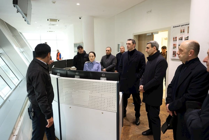 ADY sədri Türkmənbaşı Beynəlxalq Dəniz Limanında oldu — FOTOLAR ADY sədri Türkmənbaşı Beynəlxalq Dəniz Limanında oldu — FOTOLAR