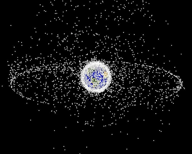 Orbitə buraxılan milyonlarla mis iynə — Gizli kosmik layihənin şok detalları