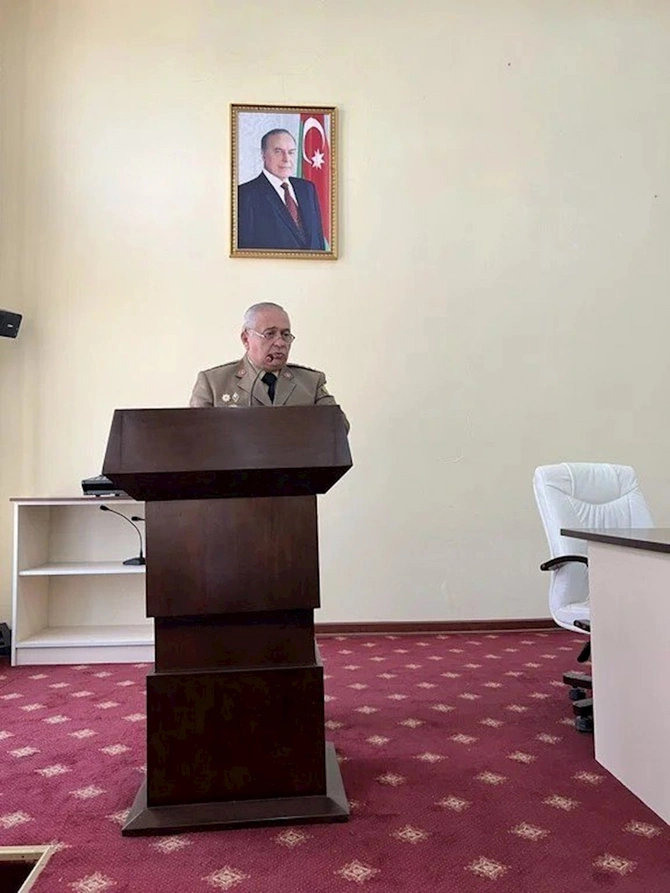 Nazir qoca ləqəbli polkovniki vəzifəsindən azad etdi — FOTO Nazir qoca ləqəbli polkovniki vəzifəsindən azad etdi — FOTO