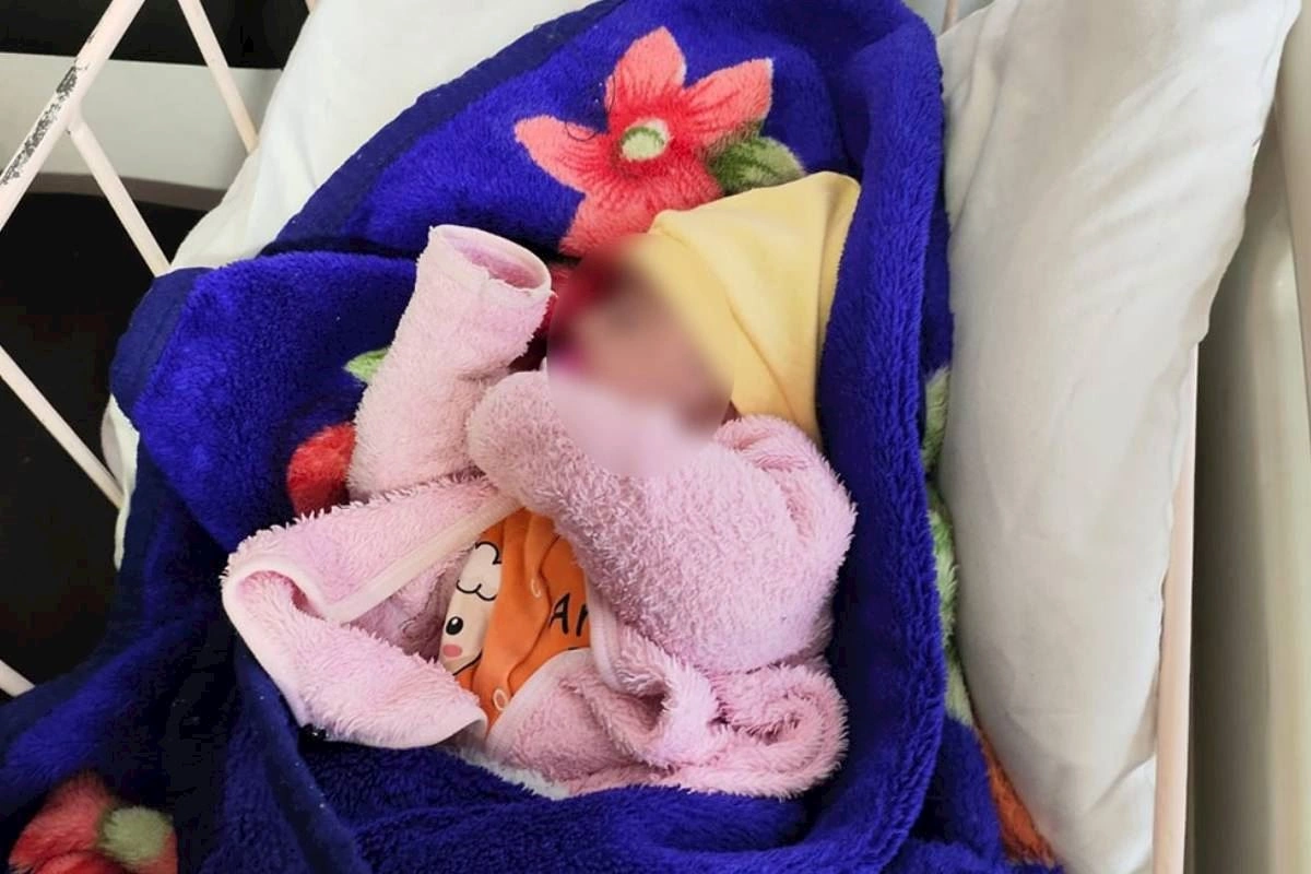Cəmiyyətin dərin yarası: Azərbaycanda ana körpəsini cinsinə görə atdı — TƏFƏRRÜAT