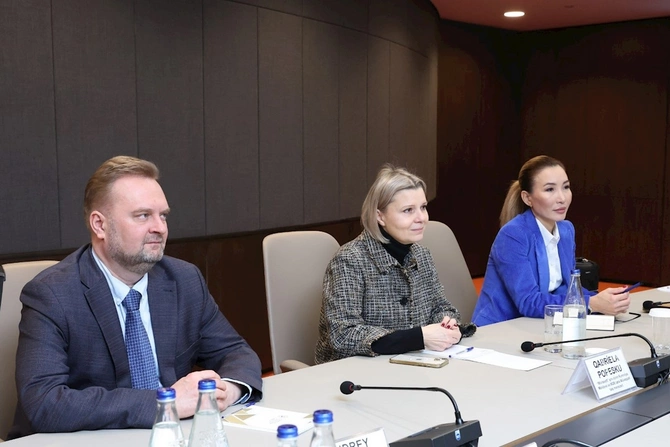 Elnur Əliyev Microsoftun regional baş meneceri ilə görüşdü — FOTO