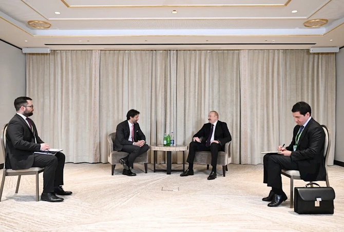 Prezident İlham Əliyev Münxendə Slovakiyanın müdafiə naziri ilə görüşüb — FOTO
