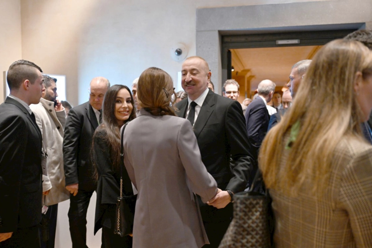 Prezident ailəsinin Münxendən səmimi FOTOLARI