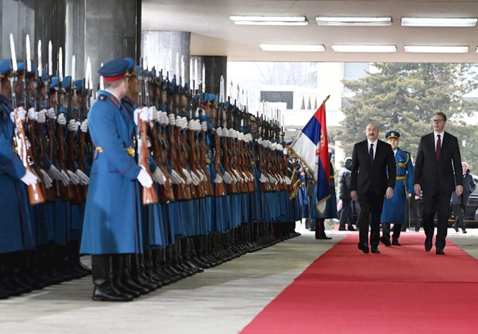 İlham Əliyevin Serbiyada rəsmi qarşılanma mərasimi olub — VİDEO/FOTOLAR İlham Əliyevin Serbiyada rəsmi qarşılanma mərasimi olub — VİDEO/FOTOLAR