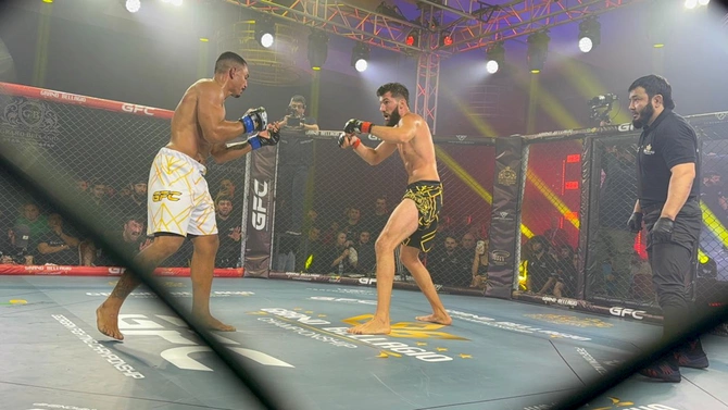 Alim Nəbiyev Batumidə beynəlxalq turnirdə MMA üzrə ardıcıl üçüncü qələbəsini qazandı — FOTOLAR