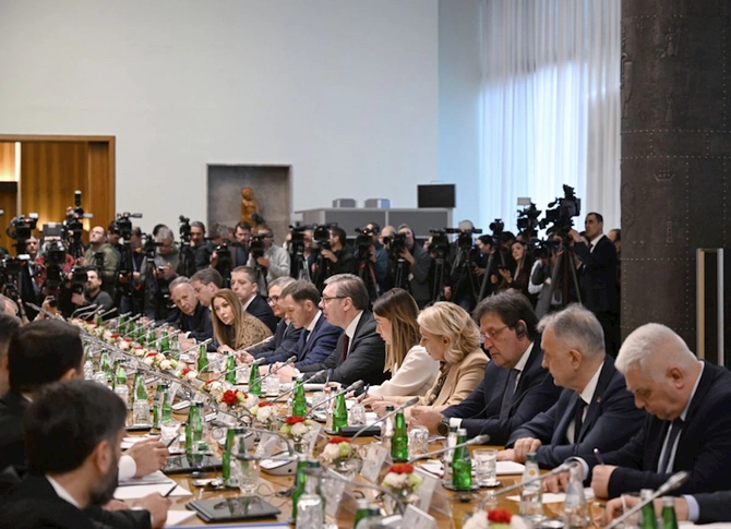 Azərbaycan və Serbiya arasında Strateji Tərəfdaşlıq Şurasının 1-ci iclası keçirilir — FOTOLAR Azərbaycan və Serbiya arasında Strateji Tərəfdaşlıq Şurasının 1-ci iclası keçirilir — FOTOLAR