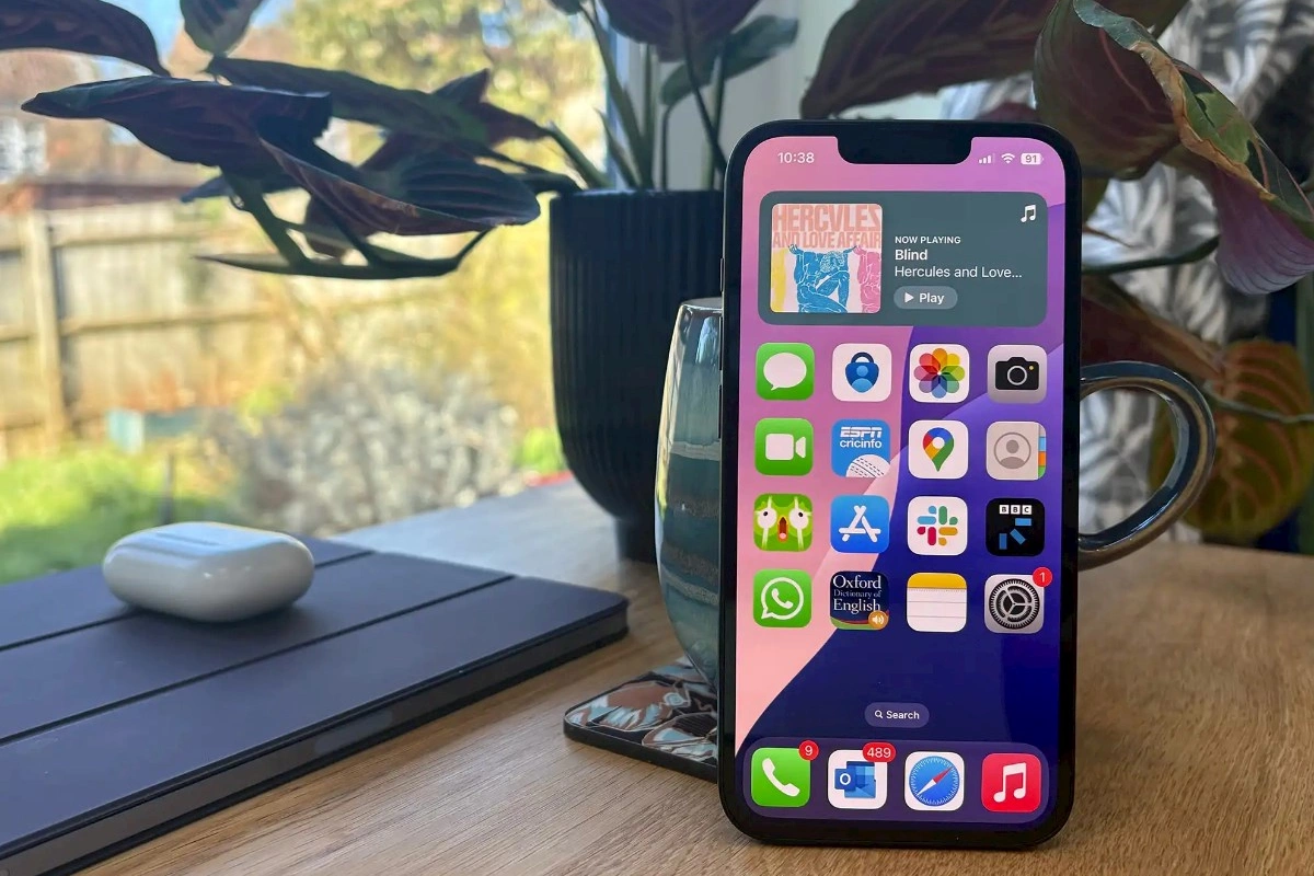 Apple bəzi məhsullarını satışdan çıxarır