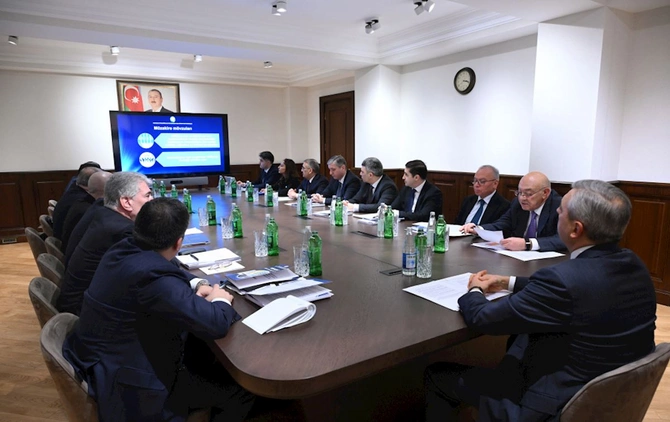 Azərbaycan Respublikasının Korrupsiyaya qarşı mübarizə üzrə Komissiyasının iclası keçirilib — FOTOLAR