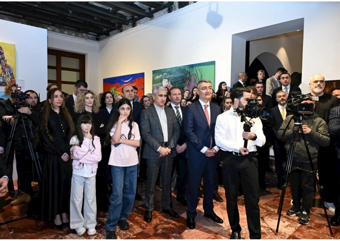 Leyla və Arzu Əliyevalar MAMA Ana təbiət beynəlxalq incəsənət sərgisində — FOTOLAR