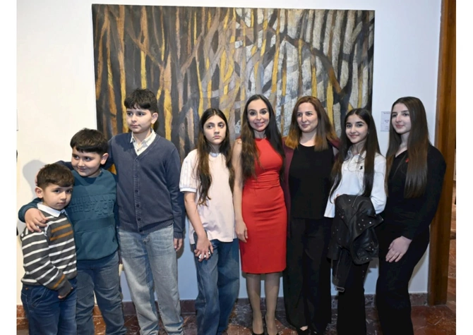 Leyla və Arzu Əliyevalar MAMA Ana təbiət beynəlxalq incəsənət sərgisində — FOTOLAR