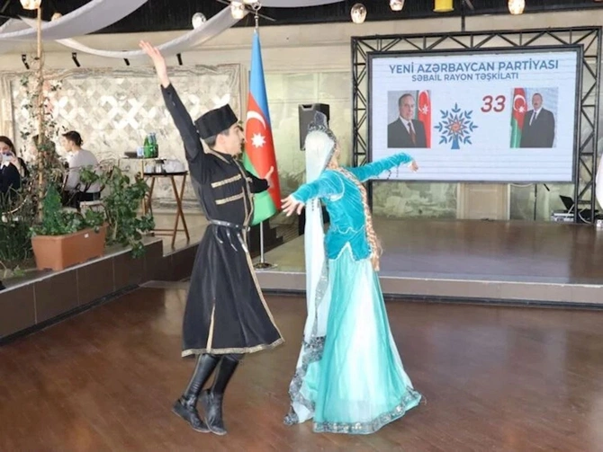 YAP Səbai rayon təşkilatının 33 illiyi qeyd olunub — FOTOLAR