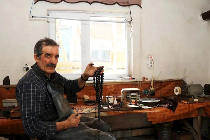 Bir dəsti 850 manata hazırlayır — Dünyada bir-iki adam bacarır (FOTO)