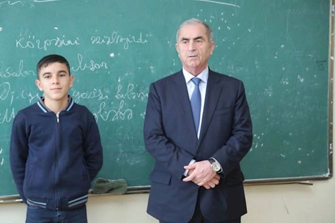 Sevindik Hətəmov Kolanı məktəbində olub — FOTOLAR