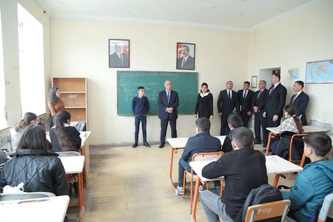 Sevindik Hətəmov Kolanı məktəbində olub — FOTOLAR