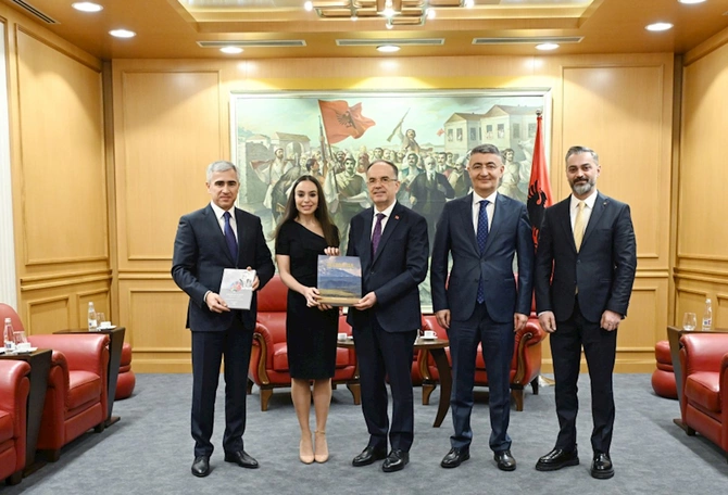 Leyla Əliyeva Albaniya Prezidenti ilə görüşdü — FOTOLAR