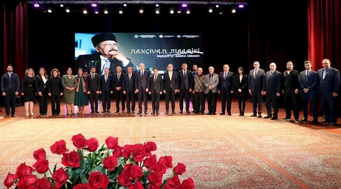 Veysəloğlunun sponsorluğu ilə çəkilən Naxçıvan Maarifi filmi təqdim olundu — FOTOLAR