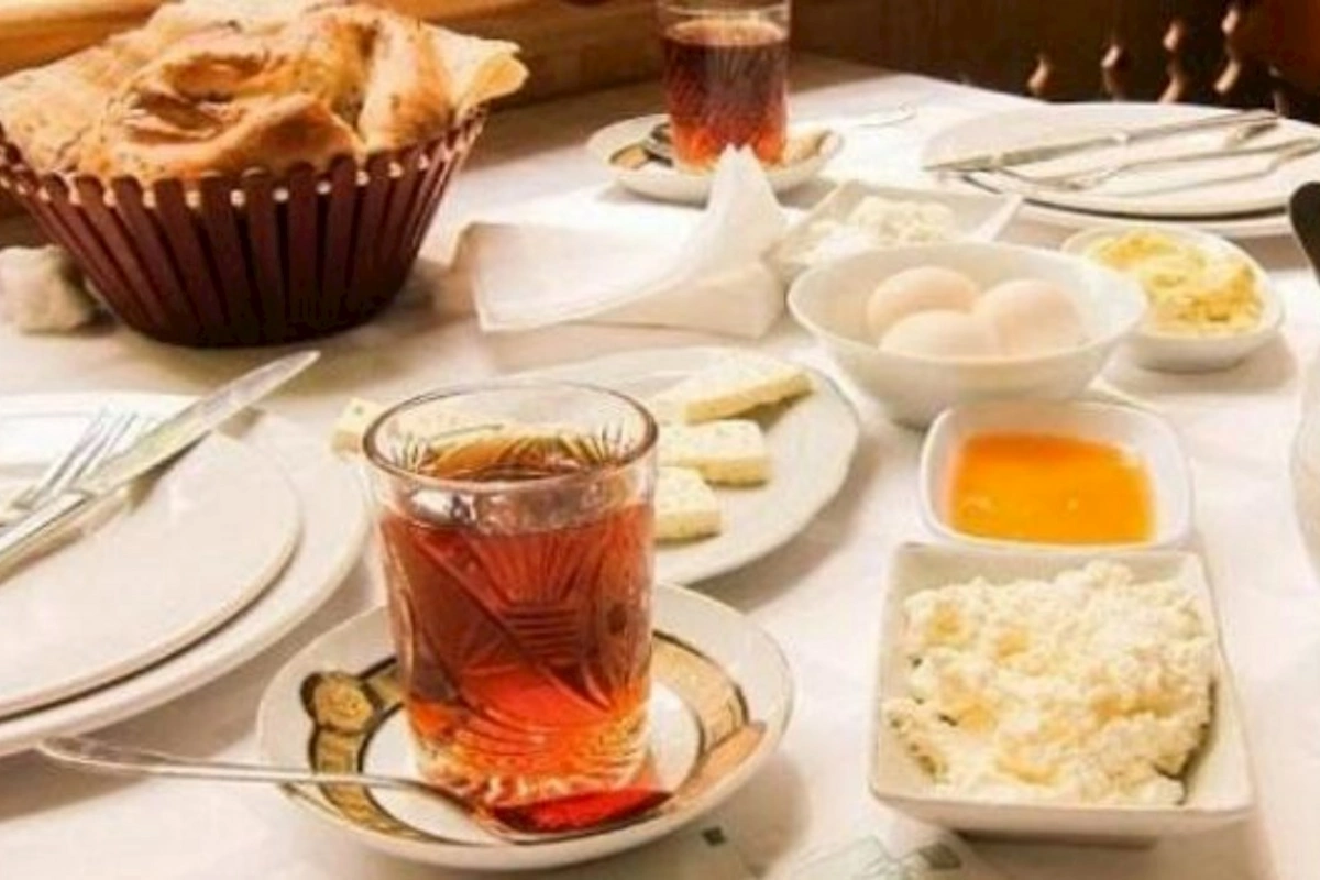 Səhər yeməyi: azərbaycanlılar doğru edirmiş