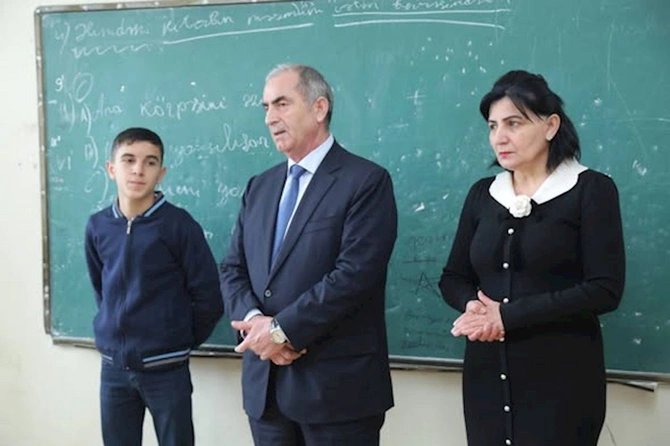 Sevindik Hətəmov Kolanı məktəbində olub — FOTOLAR