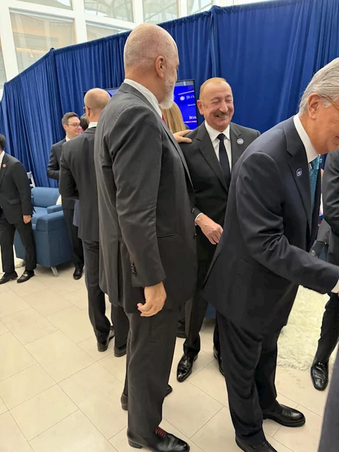 İlham Əliyev Vaşinqtonda bir sıra ölkələrin liderləri və məşhur şəxslərlə görüşüb — FOTOLAR