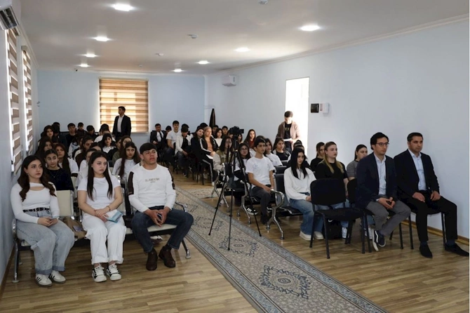 Gənclər Mərkəzi İsmayıllı rayonunda tədbir keçirdi — FOTOLAR Gənclər Mərkəzi İsmayıllı rayonunda tədbir keçirdi — FOTOLAR