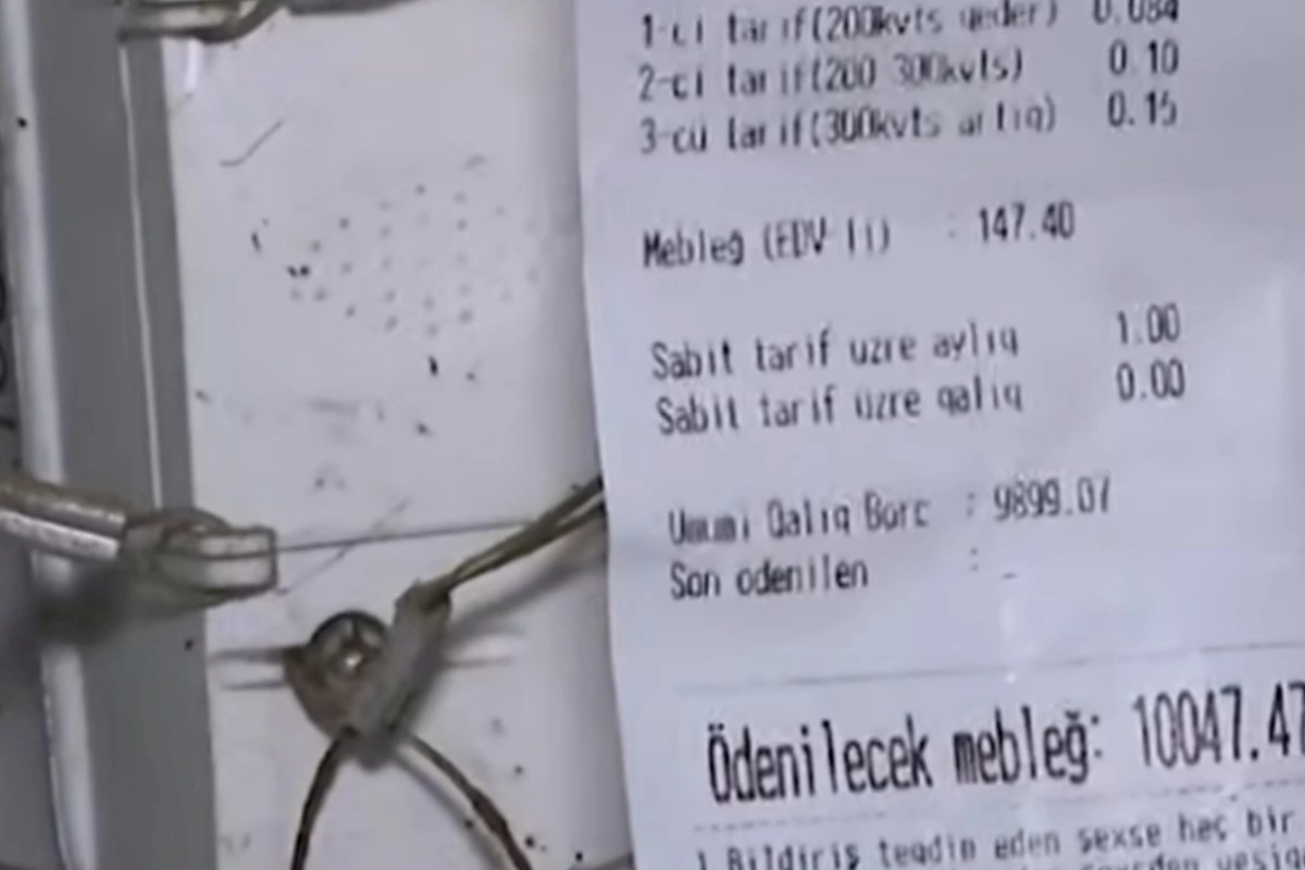 33 illik həsrət kədərlə bitdi: Məcburi köçkündən ev sahibinə 10 min manatlıq sürpriz